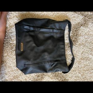 Black Leather Kenneth Cole Bag